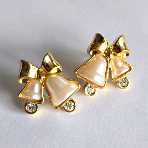 Vintage bell earrings gold tone bow pearlized pearlcore - Picture 1 of 10